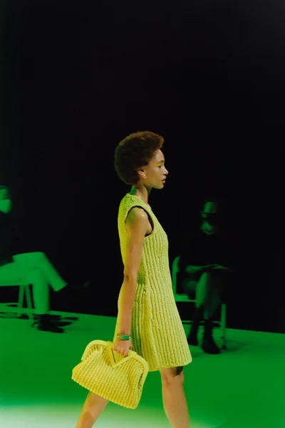Look 4